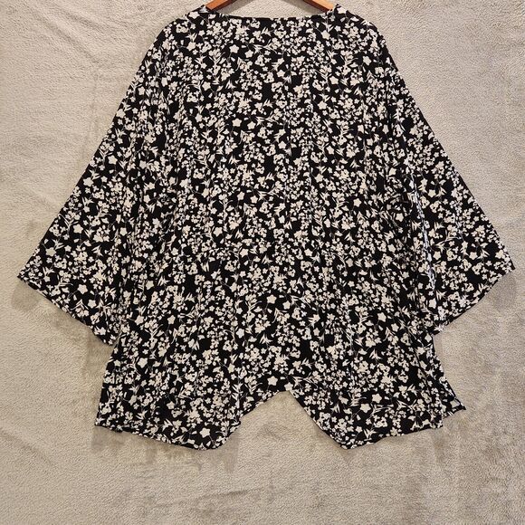 Lane Bryant Black White Floral Button Up Blouse Size 26/28 Bloomcore Feminine - Picture 6 of 13